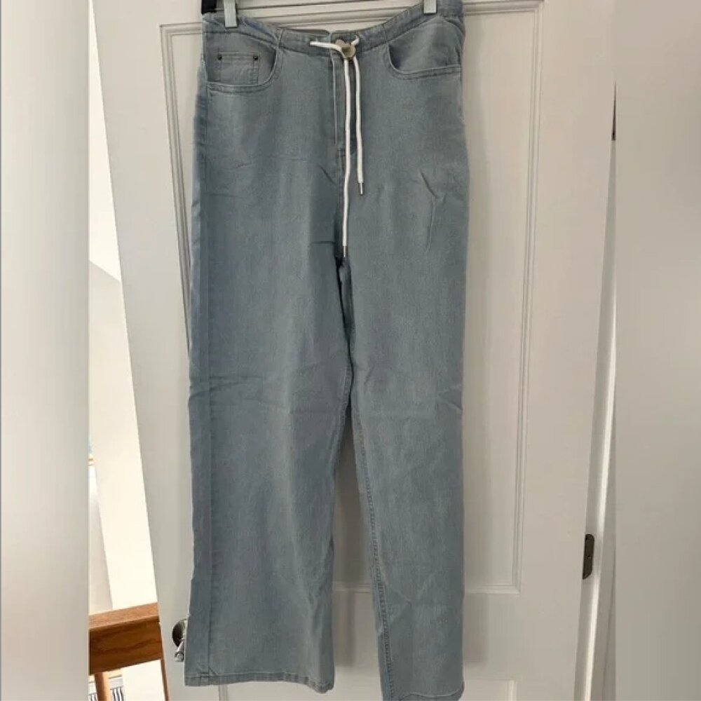 High Waisted Drawstring Comfy Jean NWOT Size M